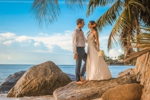 Heiraten Seychellen Foto Braut und Bräutigam Heiraten Seychellen Foto Braut und Bräutigam