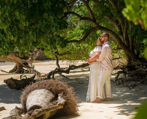 Hochzeit Anse au Pins Brautpaar am Strand Hochzeit Anse au Pins Brautpaar am Strand