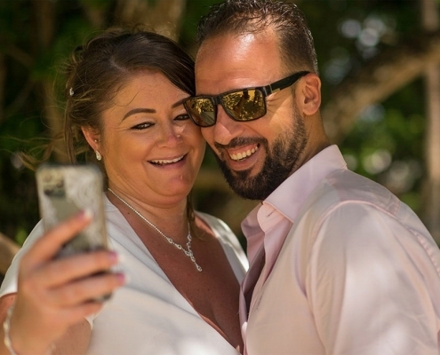 Hochzeit Anse au Pins Brautpaar Selfie Hochzeit Anse au Pins Brautpaar Selfie