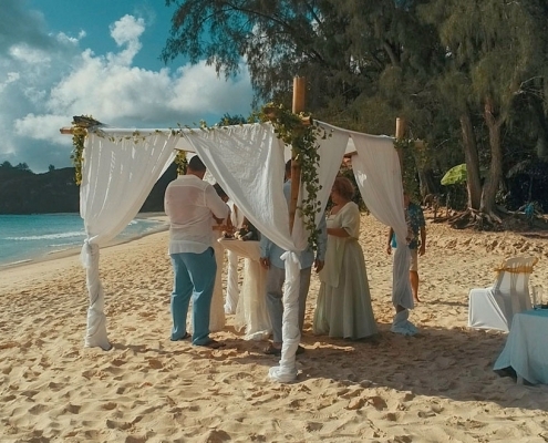 Hochzeit an der Anse Intendance Hochzeitszeremonie Hochzeit an der Anse Intendance Hochzeitszeremonie