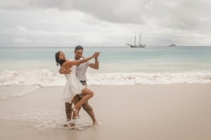 Hochzeit Anse Lazio Brautpaar Hochzeitstanz Hochzeit Anse Lazio Brautpaar Hochzeitstanz