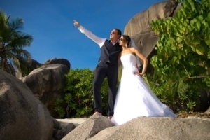 Hochzeit Grand Anse La Digue Brautpaar Fotoshooting Hochzeit Grand Anse La Digue Brautpaar Fotoshooting